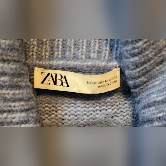 Zara Medium Blue Roll Neck Turtleneck Sweater - Picture 3 of 10
